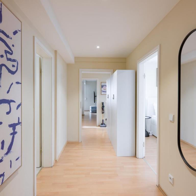 Valemi NEW Premium & Huge, 2Bathroom, SuperCentral, FreeParking, up to 8-16 Guests - Apartment mit 2 Schlafzimmern - 25