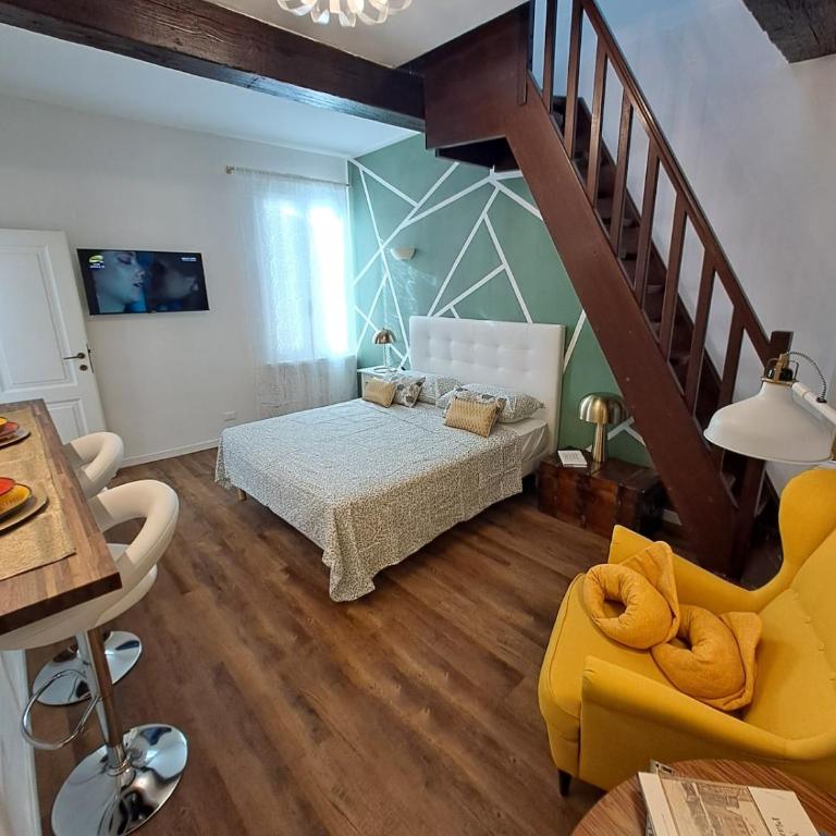 MOvida apartment, Via Gallucci, Modena's historic center - One-Bedroom Apartment - 1