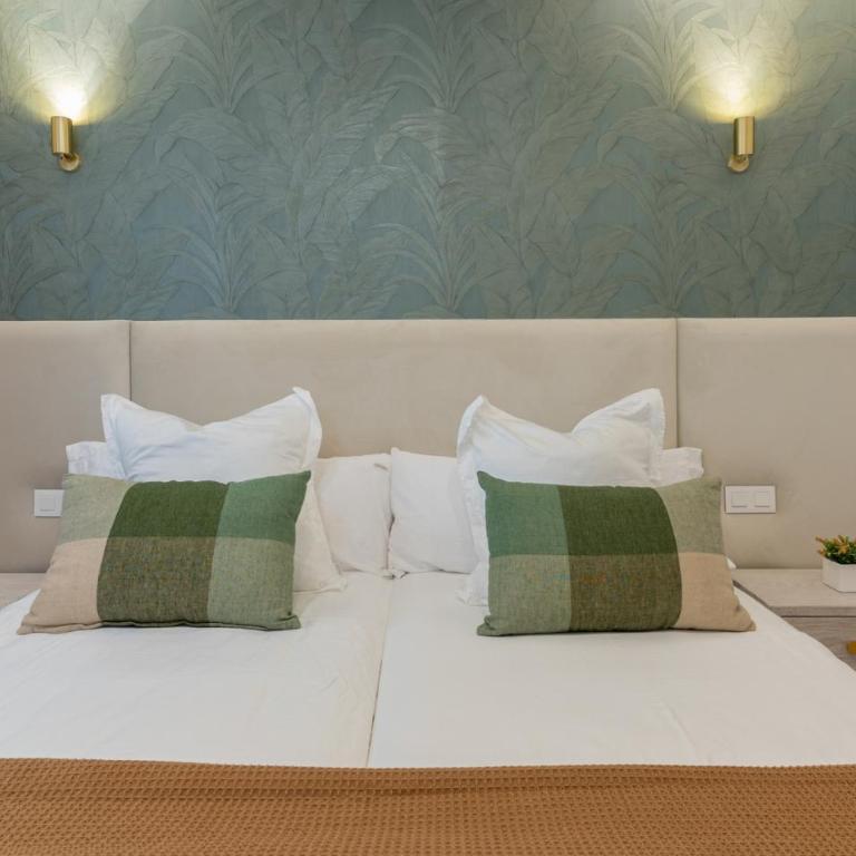 Stunning Contemporary 3-Bedroom Corner Apartment in the Idyllic Oasis 325, Estepona - Apartamento - 18