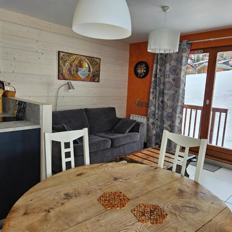 Appartement rez de jardin et garage privé - One-Bedroom Apartment - 6
