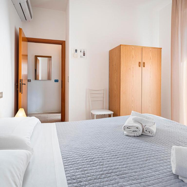 Appartamenti Monteverdi - Appartamento con 2 Camere da Letto - 2