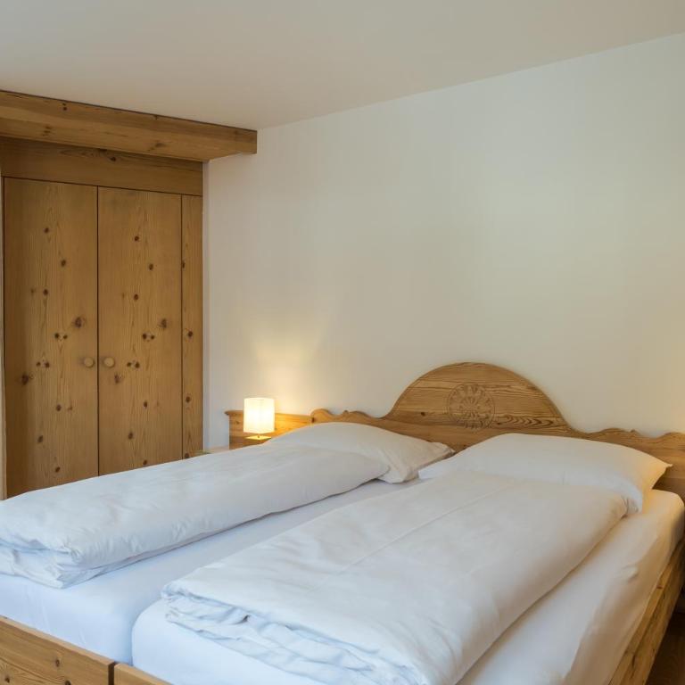 Hotel Chesa Surlej - Classic Doppelzimmer mit Balkon - 7
