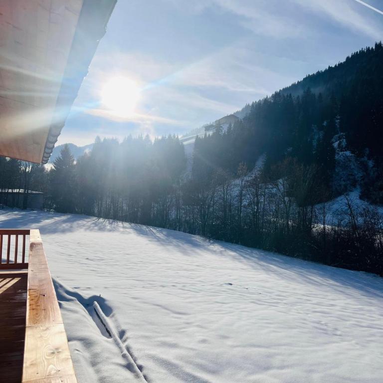 Sonnwies Chalet - Apartment mit 3 Schlafzimmern und Bad - 32
