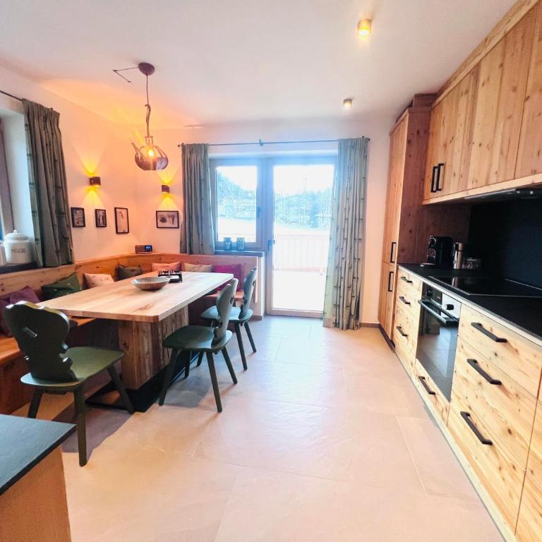 Sonnwies Chalet - Apartment mit 3 Schlafzimmern und Bad - 10