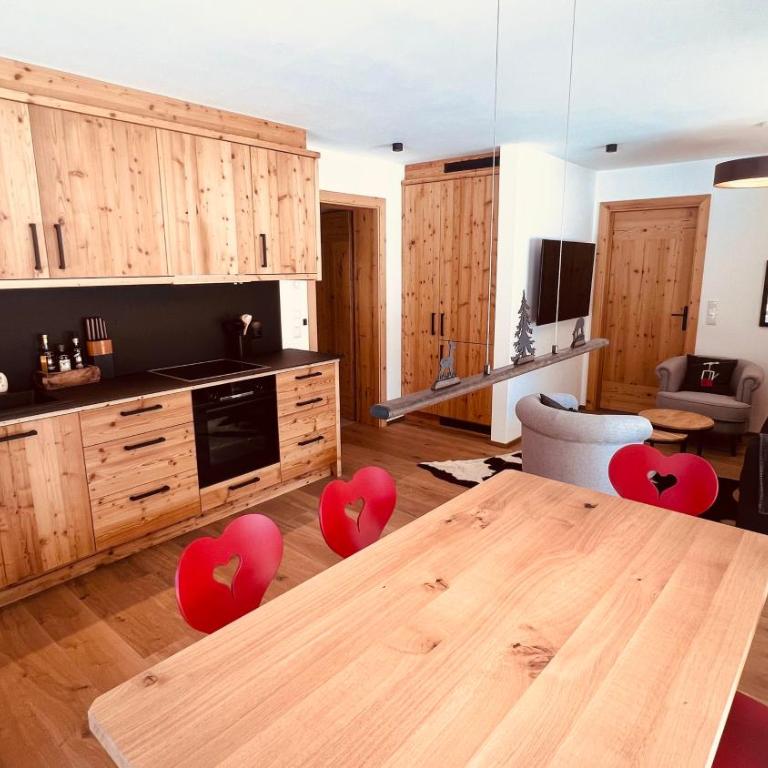 Sonnwies Chalet - Apartment mit 2 Schlafzimmern und Dusche - 8