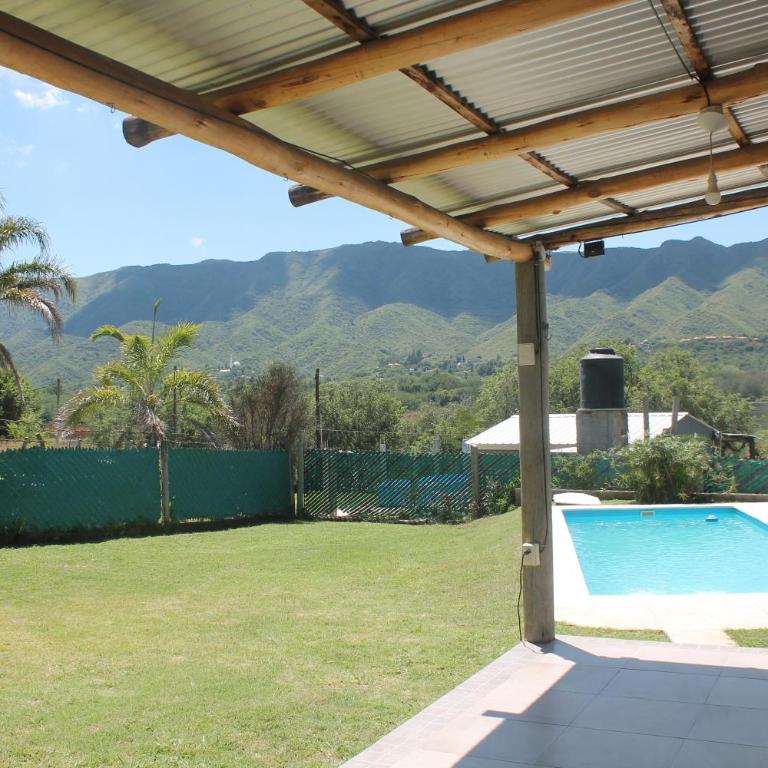 Mirabela Casa con vista panorámica a las sierras en Bialet Massé- Hasta 4 personas - Vacation Home - 28