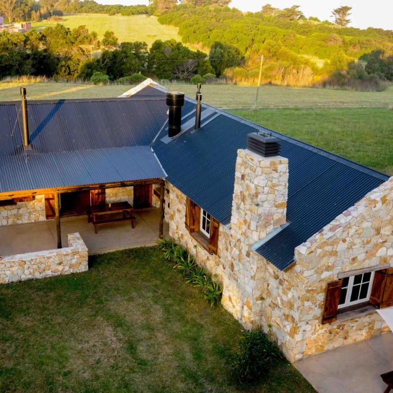 Casa OMA - Casa a dos cuadras del mar en Chapadmalal zona Cruz del Sur para 5 PAX con parrilla - Hola Sur - Casa de 2 dormitorios - 1