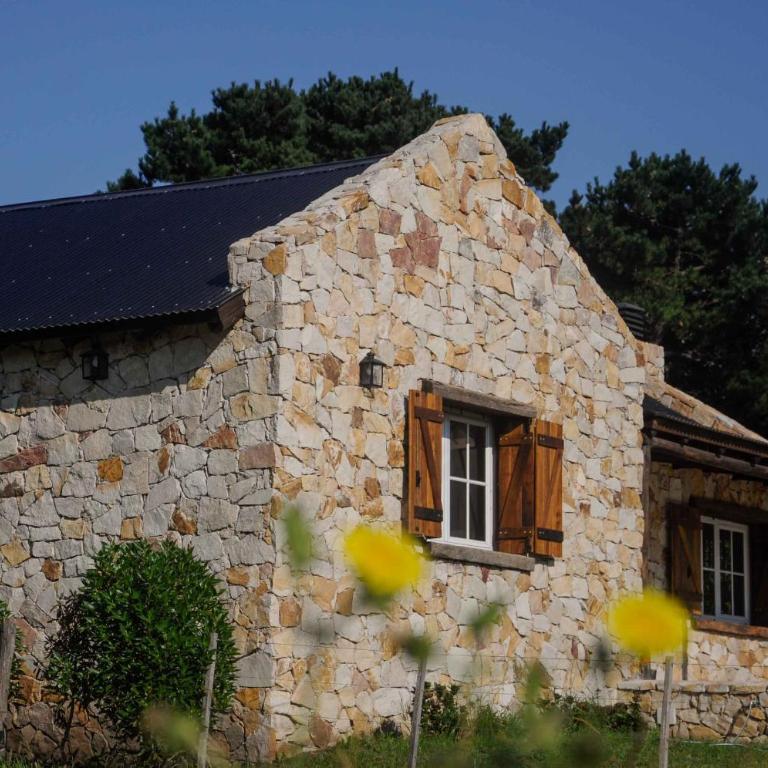 Casa OMA - Casa a dos cuadras del mar en Chapadmalal zona Cruz del Sur para 5 PAX con parrilla - Hola Sur - Casa de 2 dormitorios - 18