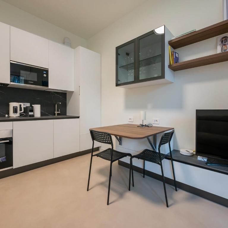 I-Host - Modern 1BR with Balcony near Sempione - Appartamento con 1 Camera da Letto - 27