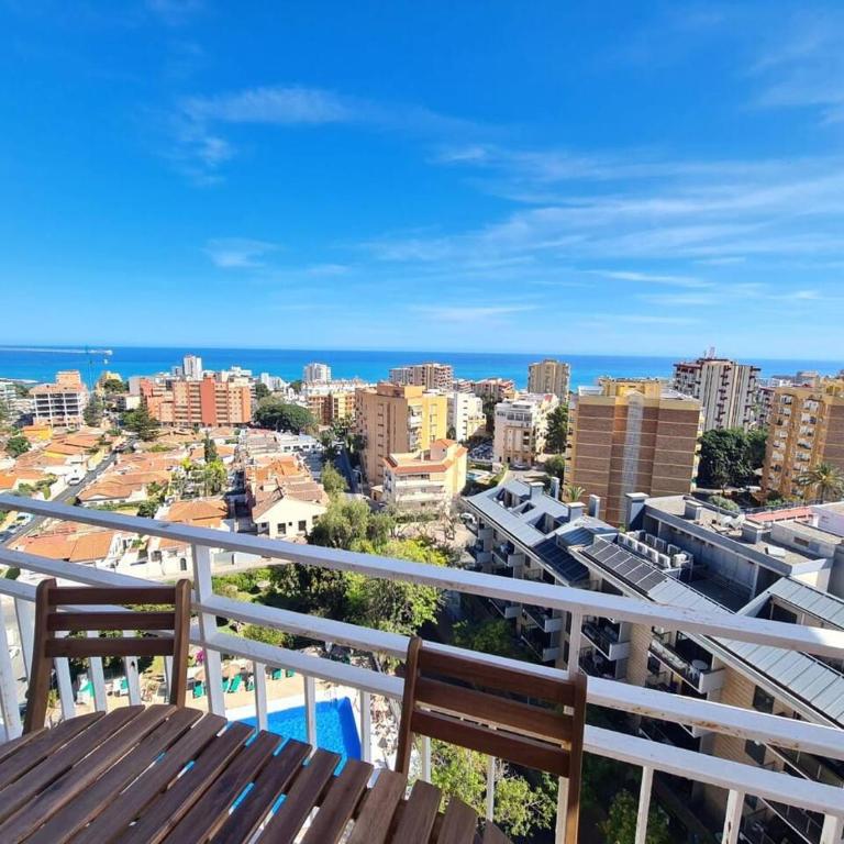 Apartamento con vistas en Benalmadena - Apartamento de 2 dormitorios - 1