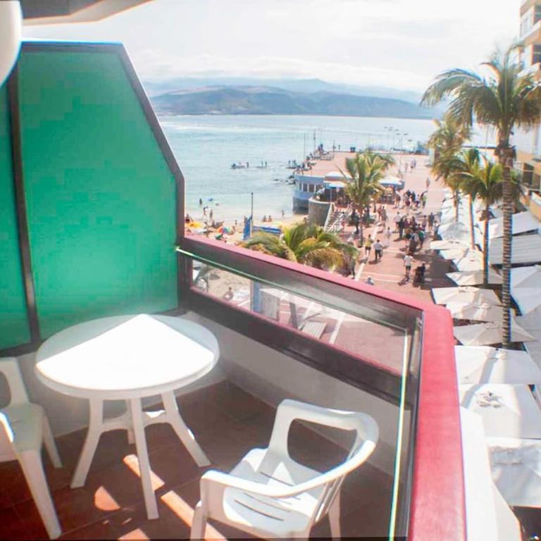 GuestReady - Dimar A pasos de la Playa de Las Canteras - Apartamento con balcón - 1
