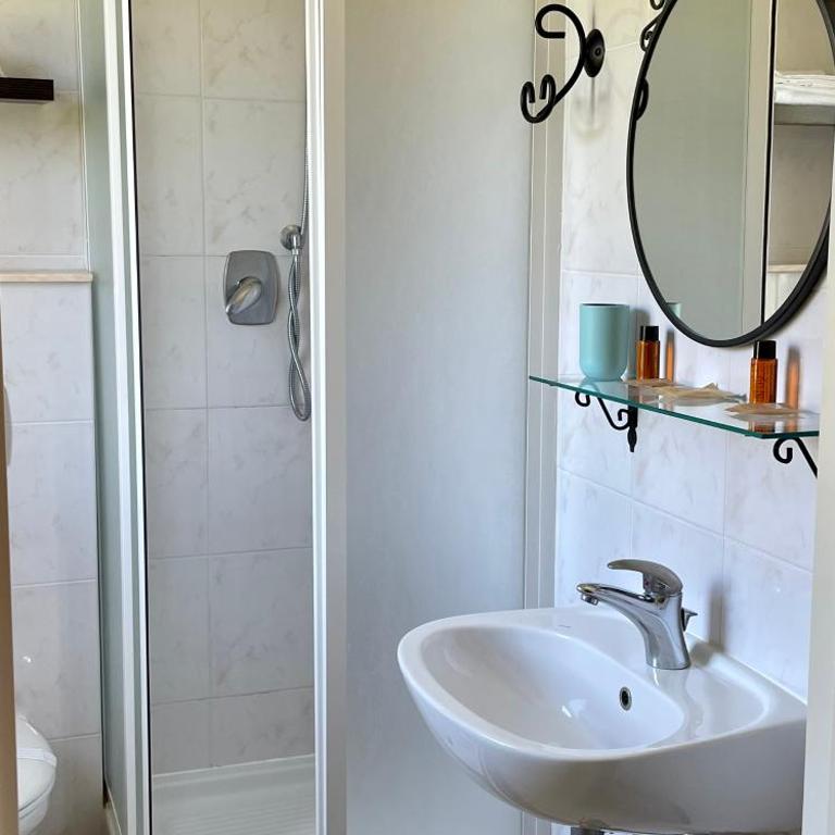 Arts Club Suite & Spa - Suite Superior - 18