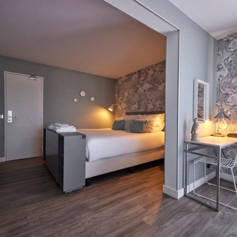 Van der Valk Hotel Saint-Aygulf - Suite Supérieure avec Baignoire - 4