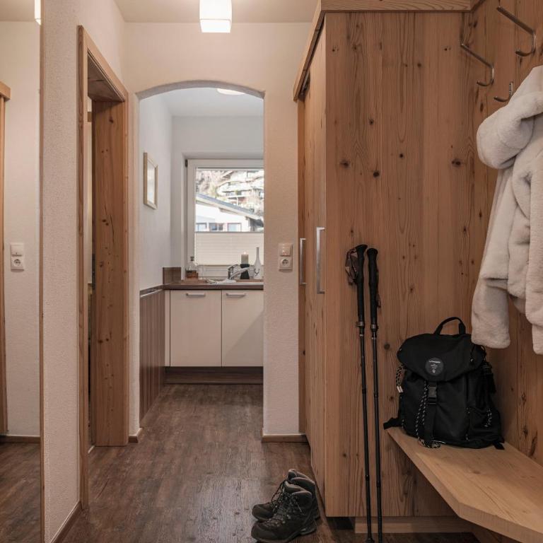 Appartements Alpenkristall - Two-Bedroom Apartment - 8
