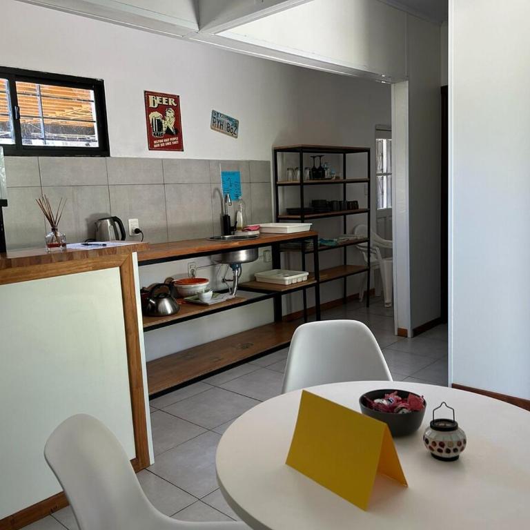 Aroma del bosque a cuadras de la playa - Apartamento de 1 dormitorio - 3