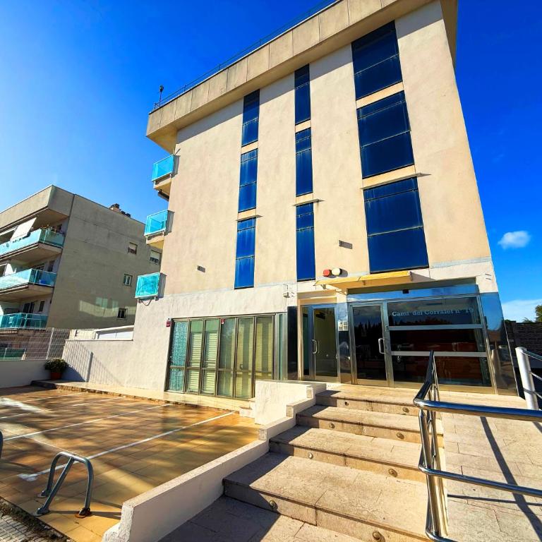 Apt con chill-out, piscina en la azotea a 5 min de la playa y parking privado - Estudio con terraza - 45