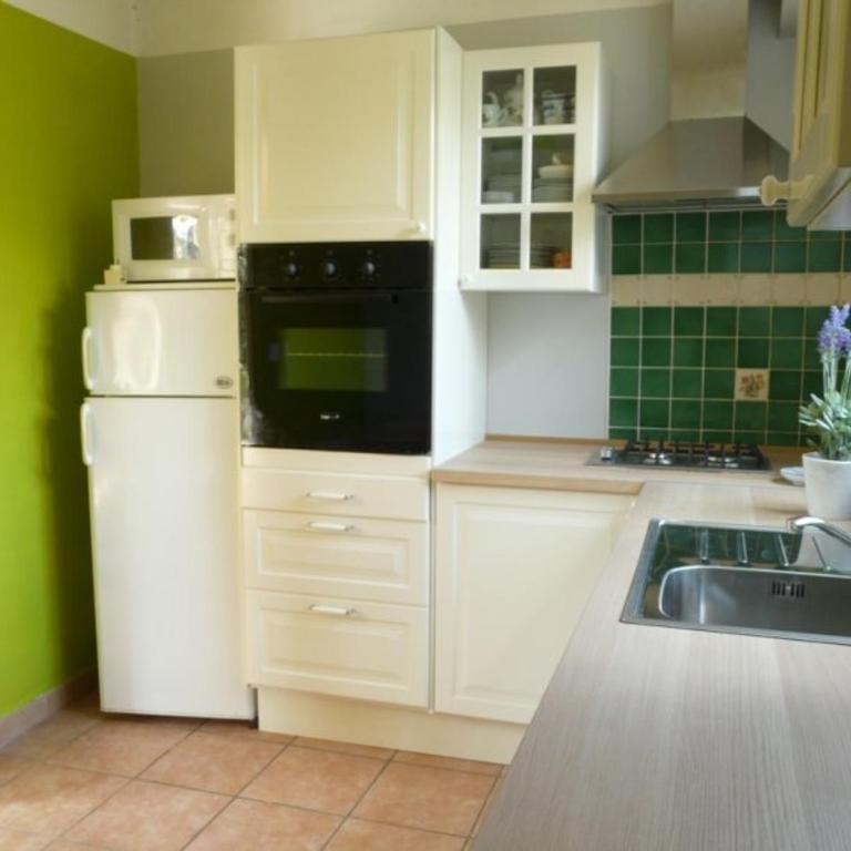 Mas Le Pont des Aubes - Two-Bedroom Villa - 2