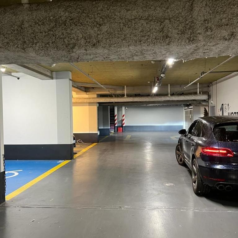 Downtown suite, parking, loggia, elevator, quiet - Appartement 1 Chambre - 21