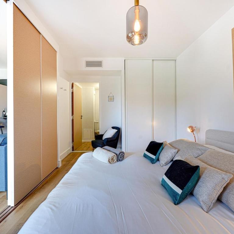 Downtown suite, parking, loggia, elevator, quiet - Appartement 1 Chambre - 6