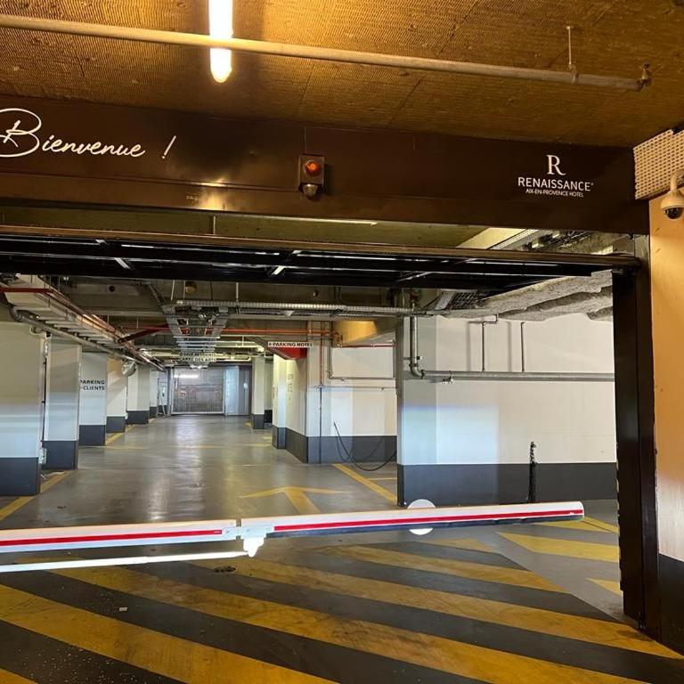 Downtown suite, parking, loggia, elevator, quiet - Appartement 1 Chambre - 19