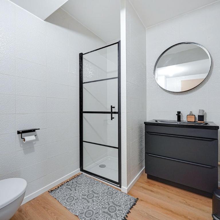 Downtown suite, parking, loggia, elevator, quiet - Appartement 1 Chambre - 13