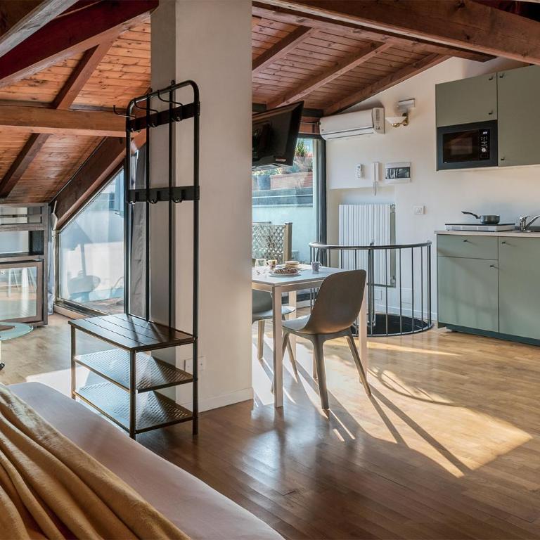 Elegant Villa With Modern Apartments in Milan - CityLife District - M1 - Appartamento con 2 Camere da Letto - 32