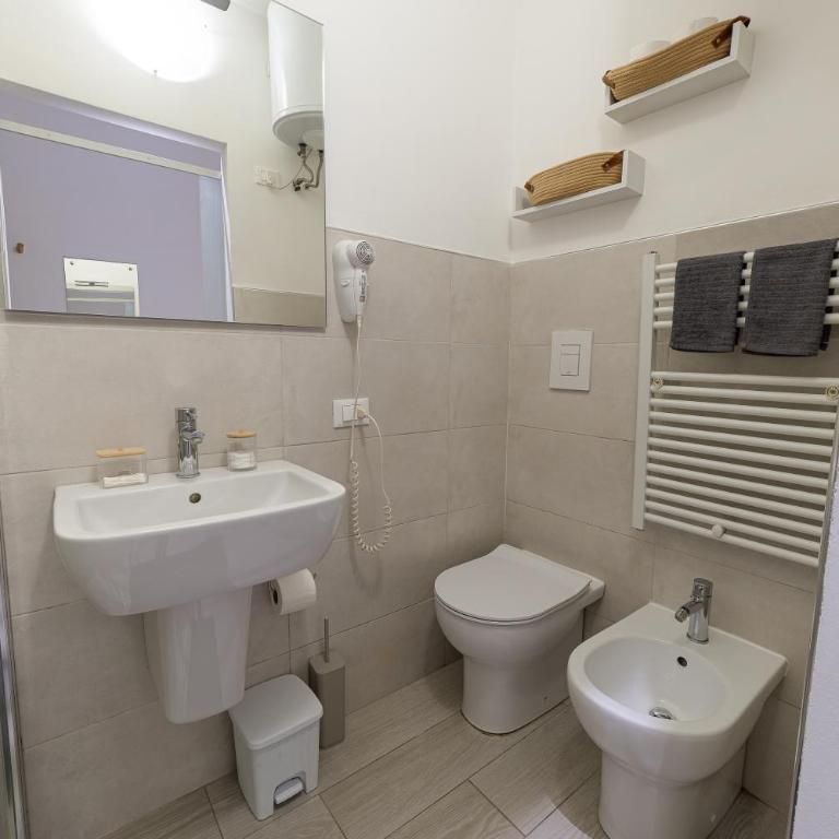 Casetta in Via Dini - Appartamento con 1 Camera da Letto - 10