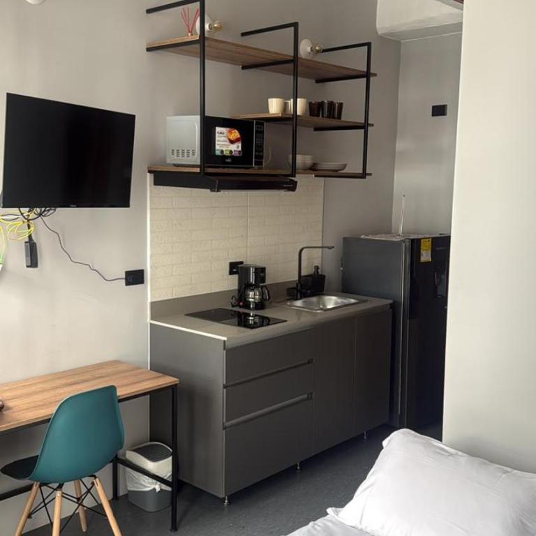 Atelier Ivin 567 - Studio Apartment with One Double Bed - 1