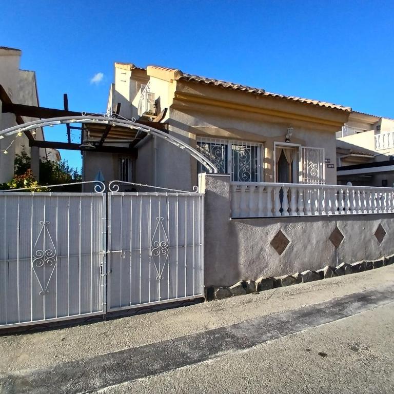 Detached Villa Ciudad Quesada, Fully AC, Pool - Casa de 2 dormitorios - 5