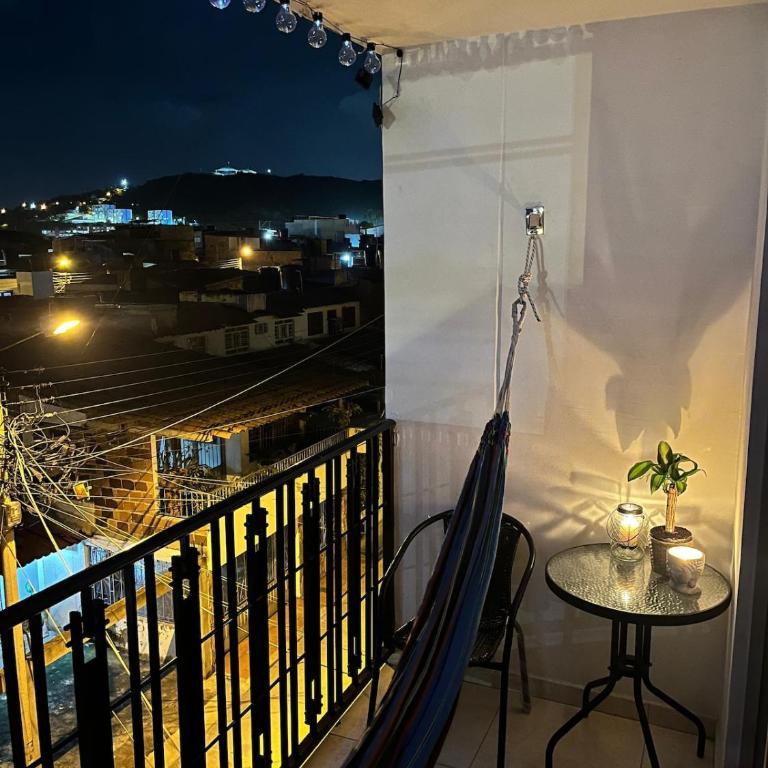 Apartamento moderno con Balcón y Hamaca 3BR Los Patios - Apartamento de 3 dormitorios - 47