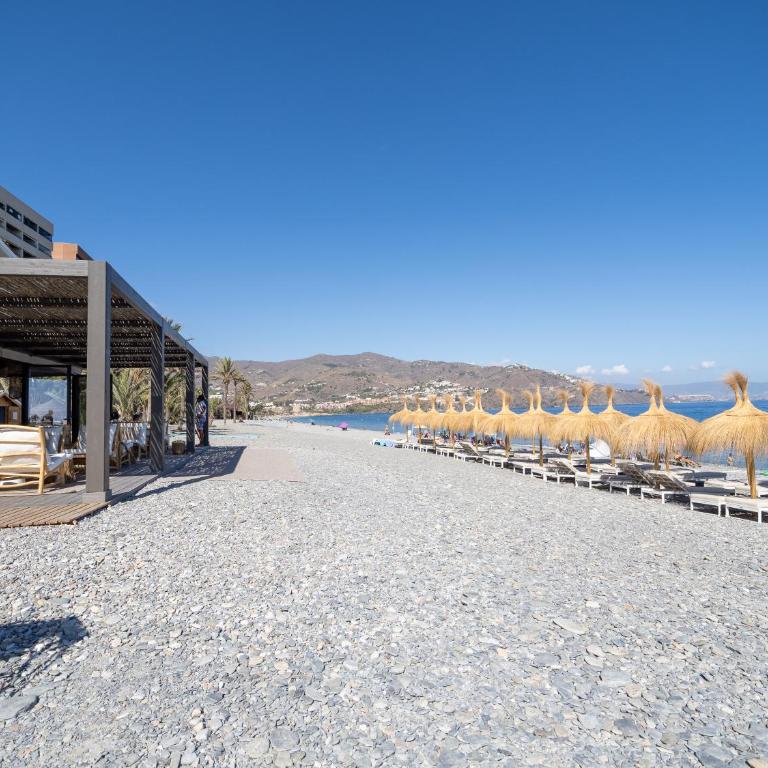 RentitSpain - Costa Tropical - Lujo Le Grand a 1h Costa del Sol, piscina climatizada y vistas al mar - Villa - 40