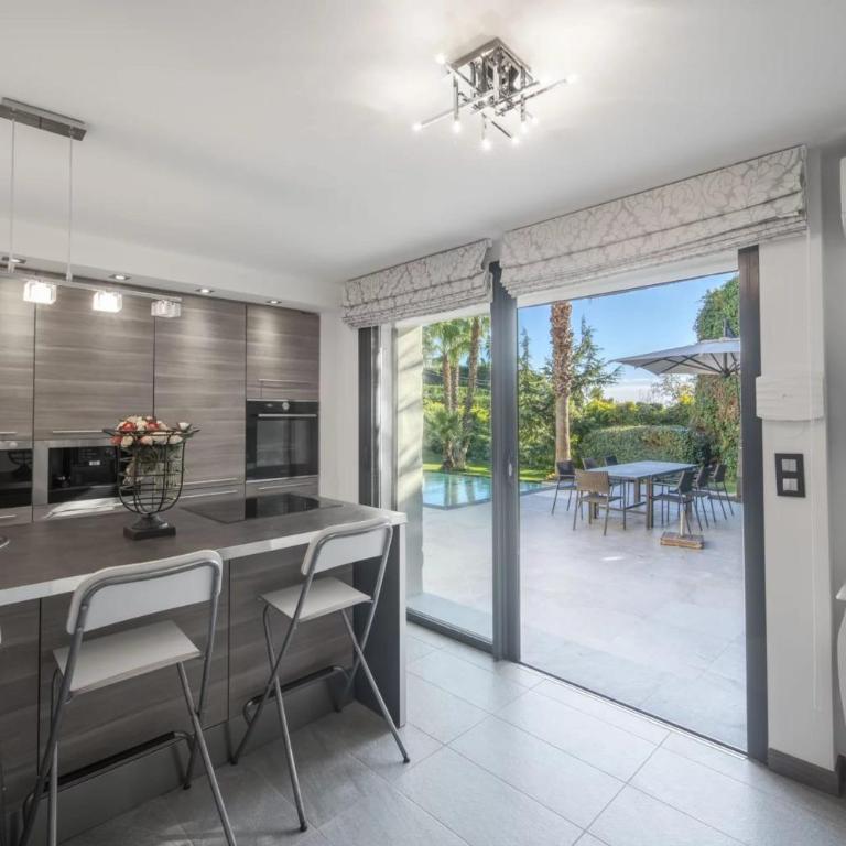 REF 2156 - Cannes - Villa for rent - Villa - 16