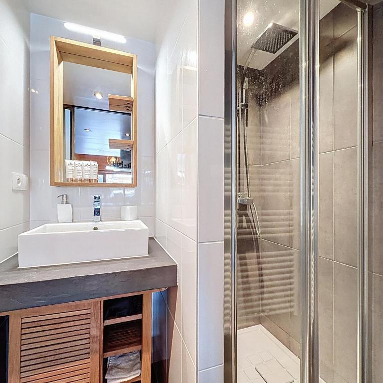 Le Papangue- appartement-5pers-Centre Station - Appartamento - 15