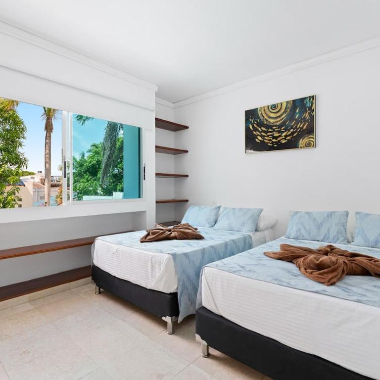 10BR Mansion Beachfront w Pool and Disco - Vacation Home - 29