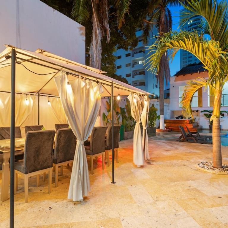 10BR Mansion Beachfront w Pool and Disco - Vacation Home - 46