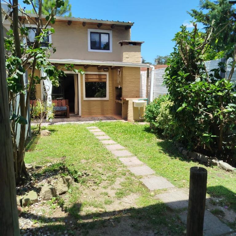 Apartamento duplex con jardín - Two-Bedroom Apartment - 1