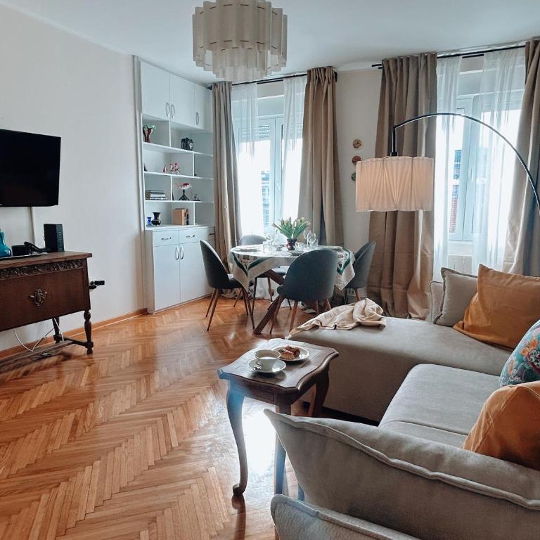 Sunny Antique Stay - Near Fortress - Apartman sa 1 Spavaćom Sobom - 8