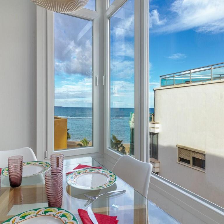 GuestReady - Atardecer Canteras LJones Vistas al mar y reformado - Apartamento - 1