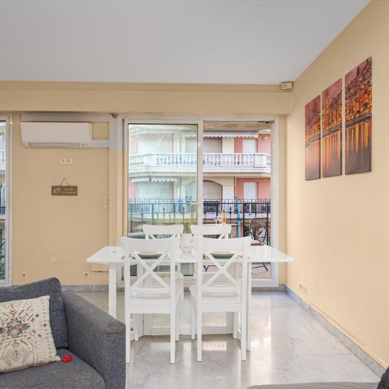 Appartement centre ville près de la plage - Apartamento de 1 dormitorio con balcón - 14