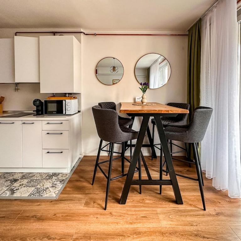 Cheyf Riverside Apartment - Two-Bedroom Apartment - 11