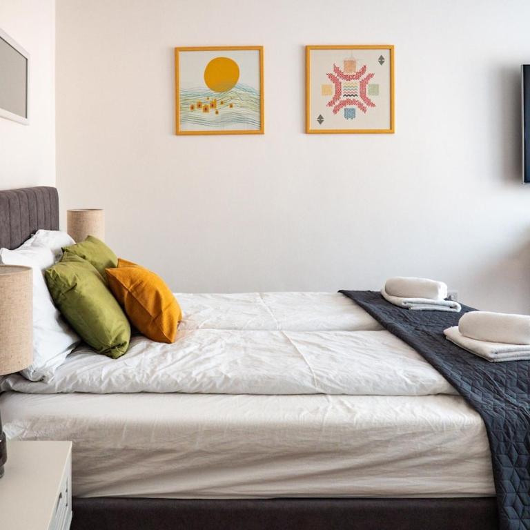 Cheyf Riverside Apartment - Two-Bedroom Apartment - 16