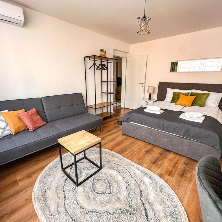 Cheyf Riverside Apartment - Two-Bedroom Apartment - 14