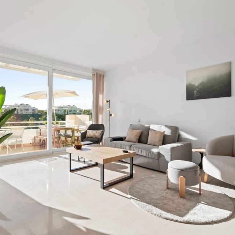 Stylish 2-Bedroom Apartment in Alcazaba Lagoon RDR529 - Apartamento de 2 dormitorios - 1