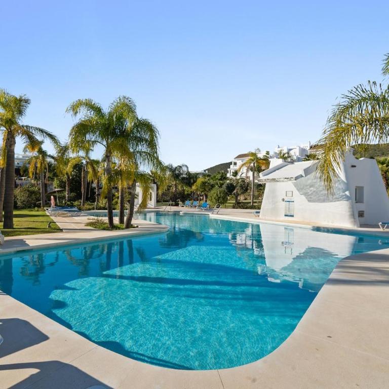 Stylish 2-Bedroom Apartment in Alcazaba Lagoon RDR529 - Apartamento de 2 dormitorios - 13