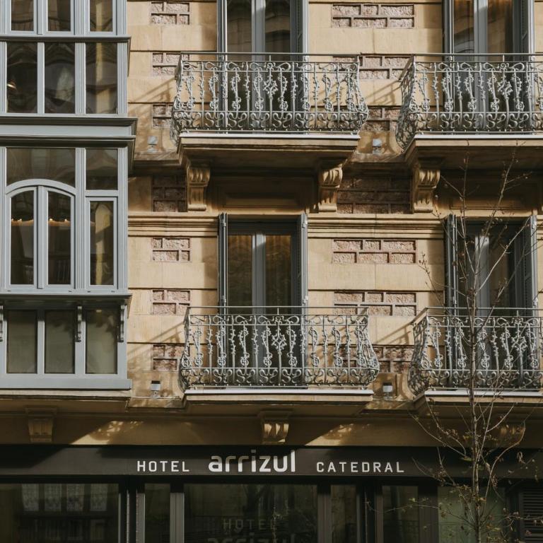 HOTEL ARRiZUL CATEDRAL 3 SUP - Habitación Doble Superior con balcón - 1 o 2 camas - 2