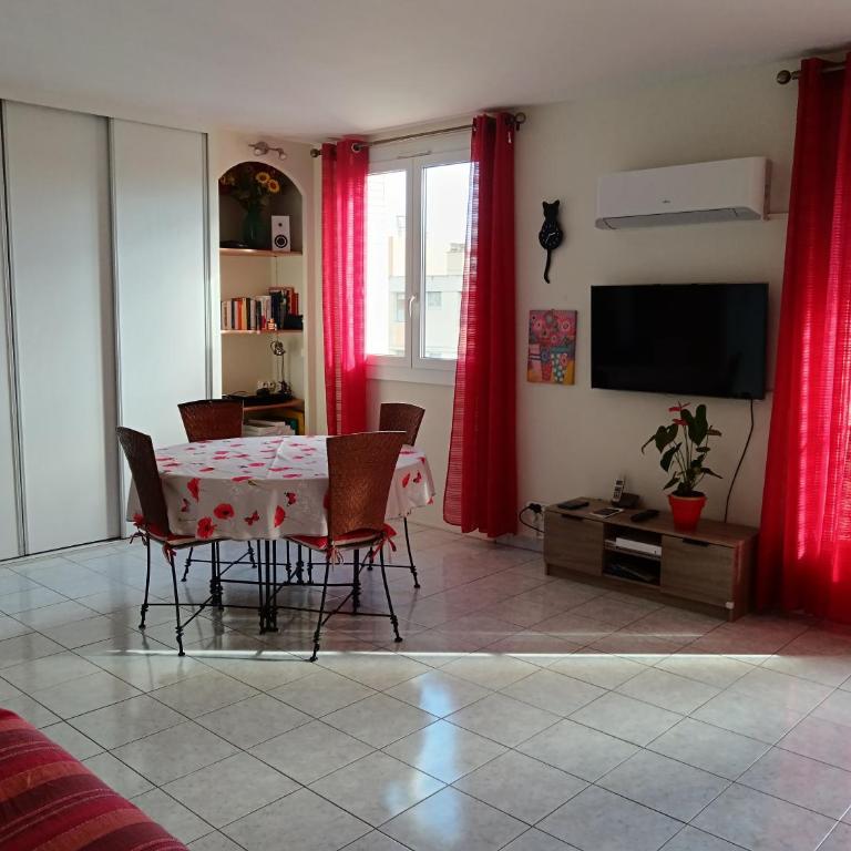 NICE NORD 2 PIECES CALMES,WIFI,CLIM,BALCON,PARKING - Apartment mit 1 Schlafzimmer - 10