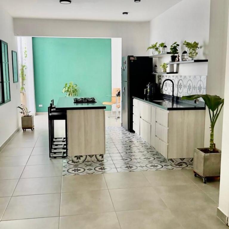 Entire accommodation with private Jacuzzi in Santa Fe - One-Bedroom Apartment - 7