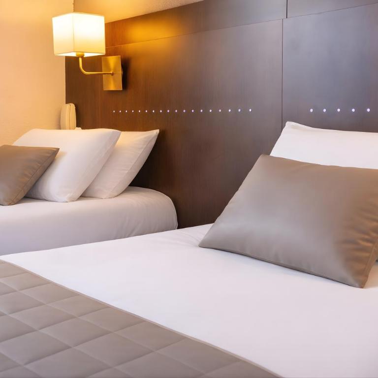 Hôtel Croix des Bretons - Lourdes Pyrénées - Chambre Lits Jumeaux - 5
