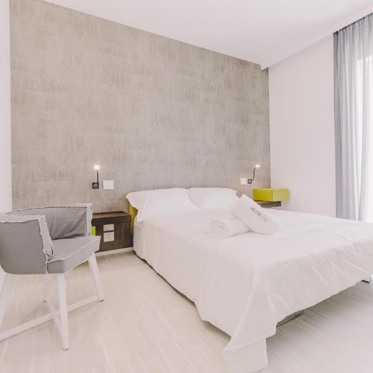 Suite 10 Home Design & Spa - Suite con 1 Camera da Letto con Patio - 3