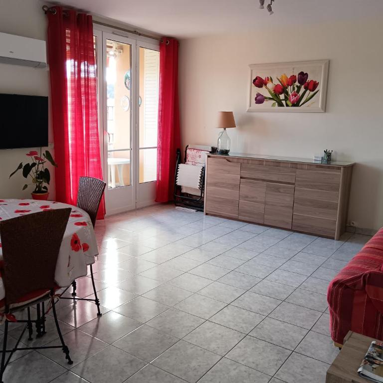 NICE NORD 2 PIECES CALMES,WIFI,CLIM,BALCON,PARKING - Apartment mit 1 Schlafzimmer - 5